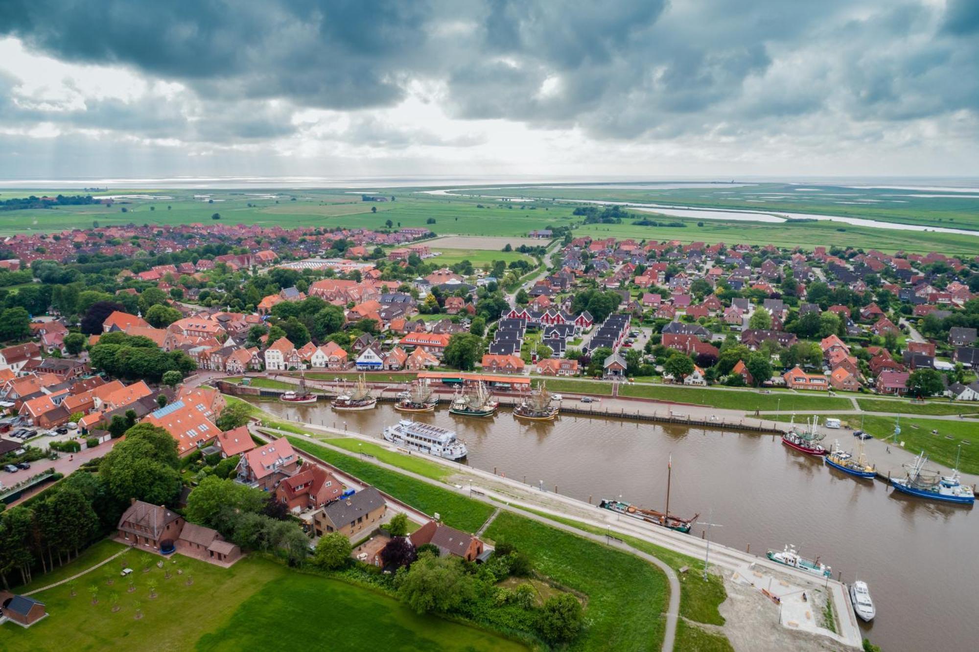 Landhaus Greetsiel Am Hafen "Meeresbrise" Krummhörn Exterior foto